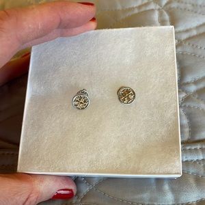 Two tone Tory Burch stud earrings. Excellent condition. Lightweight.